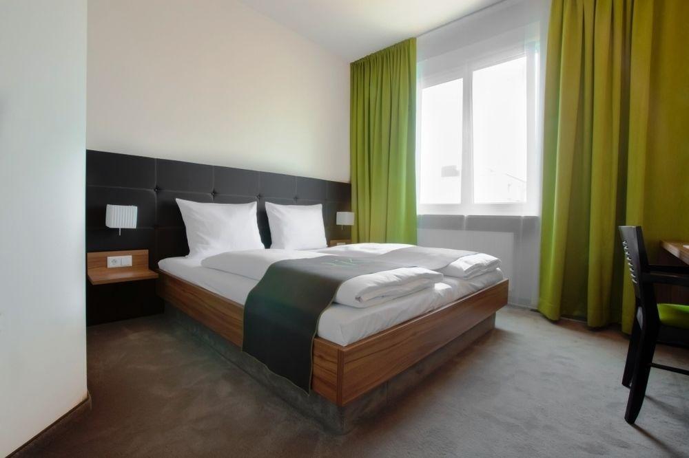 Riku Hotel Neu-Ulm Εξωτερικό φωτογραφία