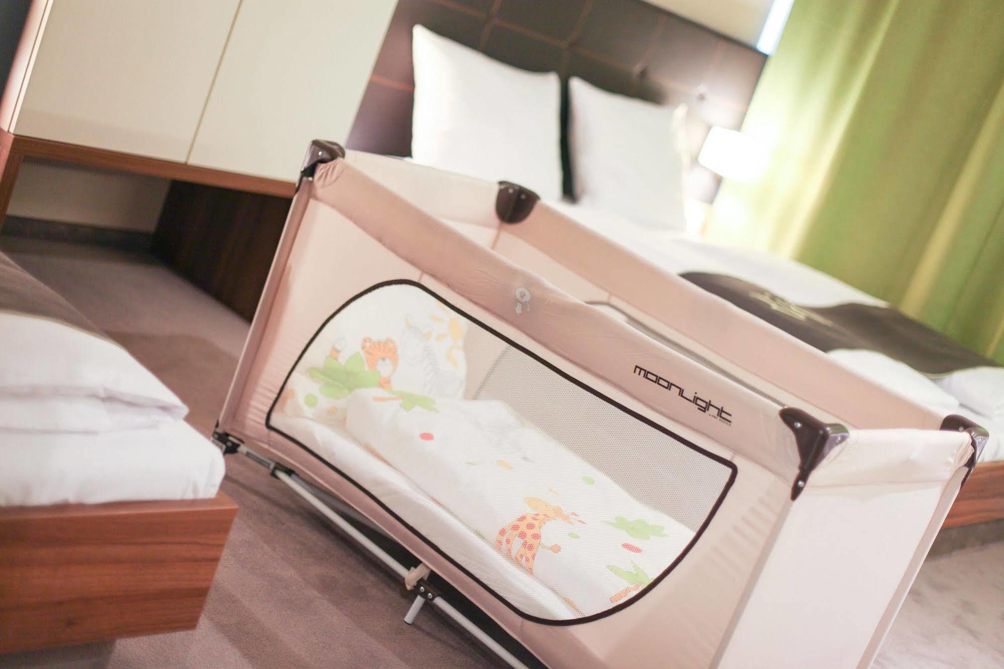 Riku Hotel Neu-Ulm Εξωτερικό φωτογραφία