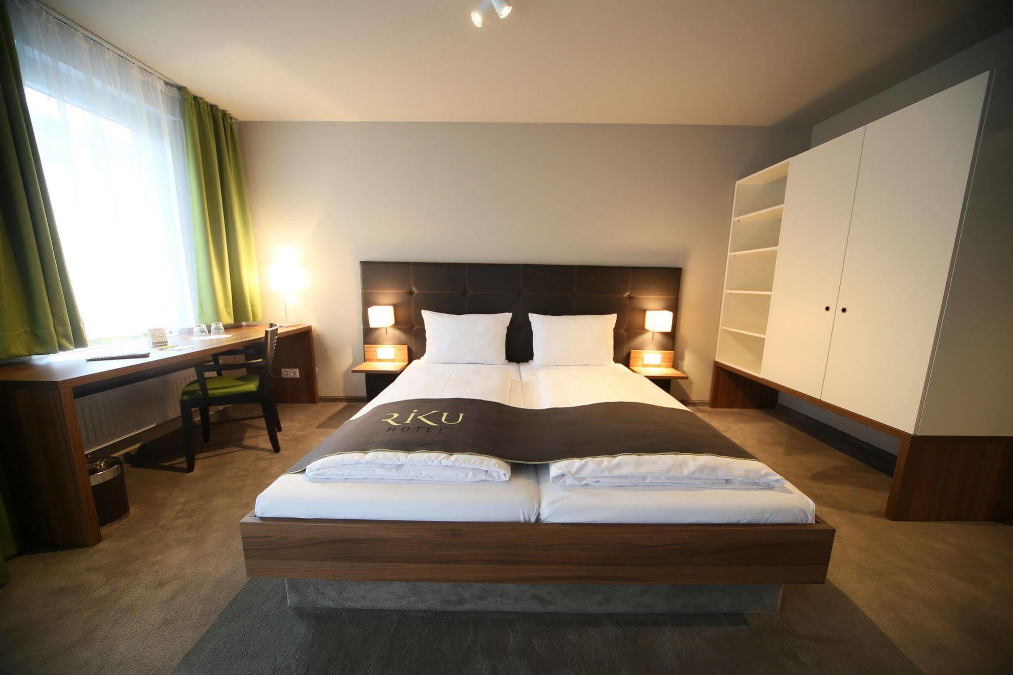 Riku Hotel Neu-Ulm Εξωτερικό φωτογραφία