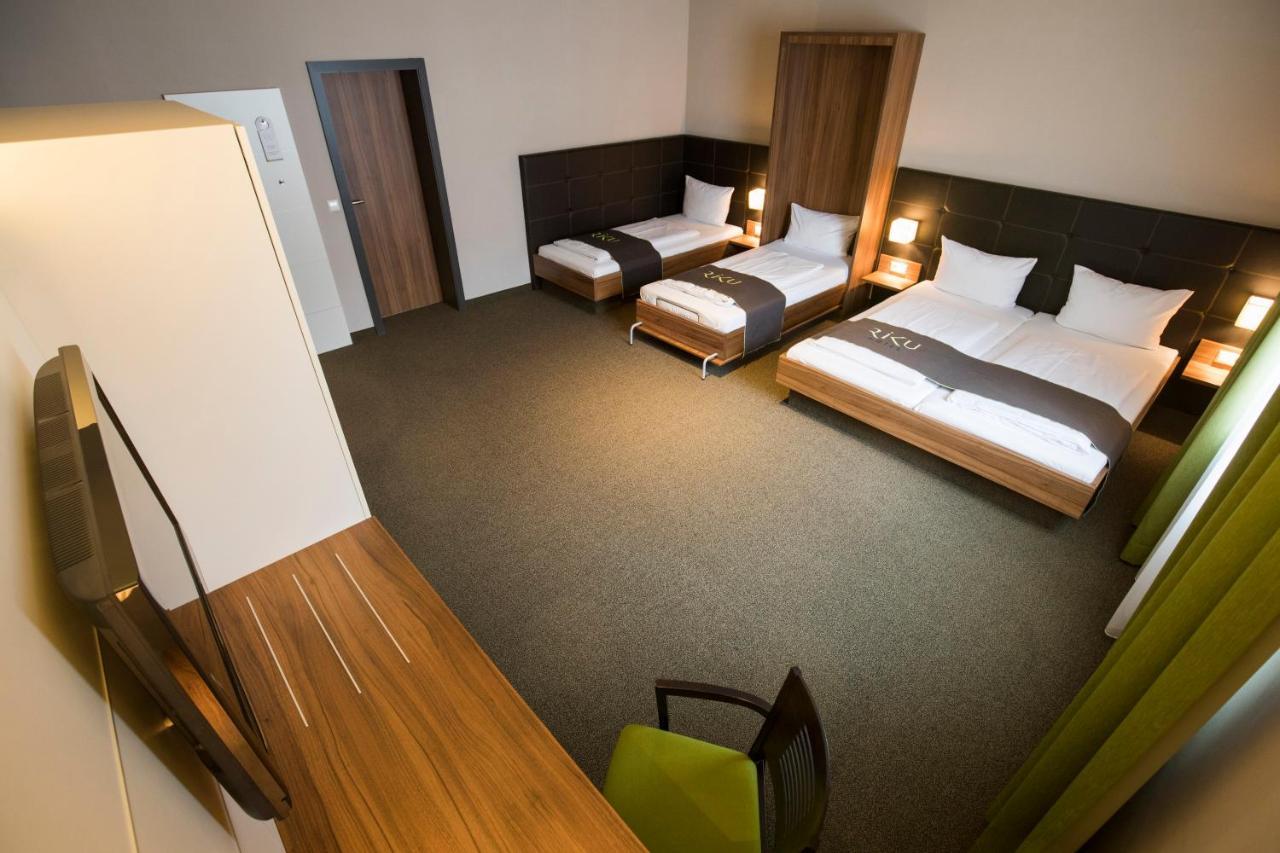 Riku Hotel Neu-Ulm Εξωτερικό φωτογραφία