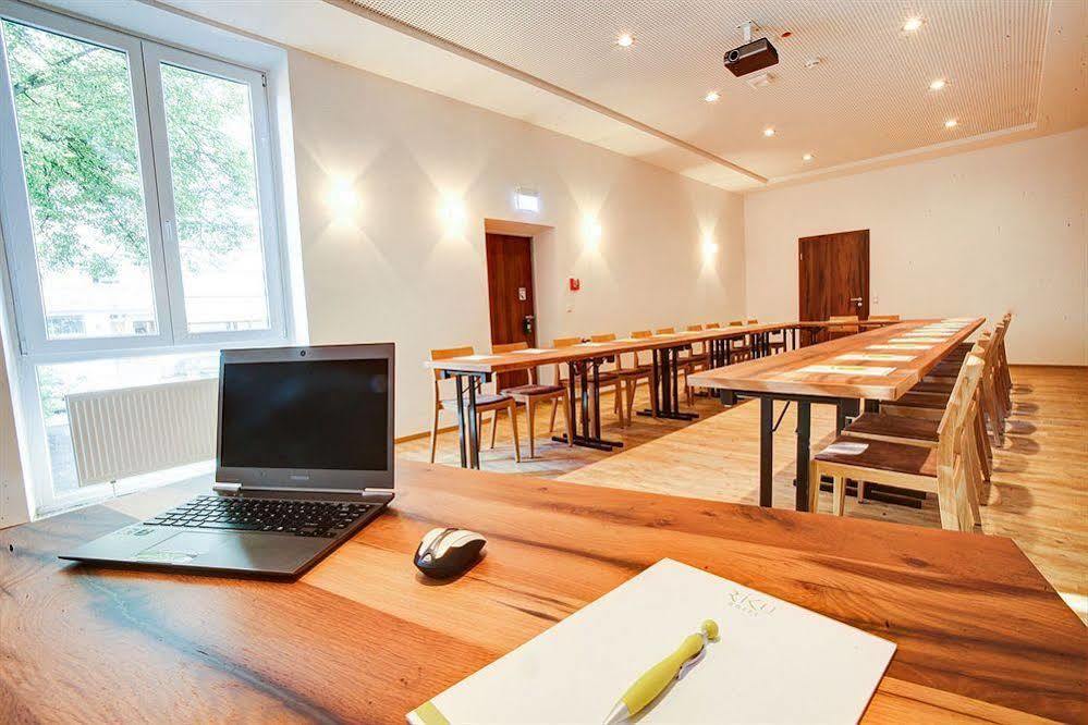 Riku Hotel Neu-Ulm Εξωτερικό φωτογραφία
